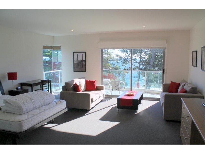 340/1 The Esplanade, Cowes VIC 3922
