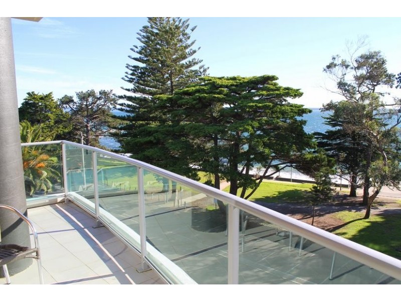 340/1 The Esplanade, Cowes VIC 3922