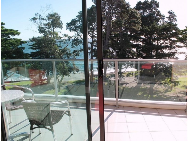 340/1 The Esplanade, Cowes VIC 3922