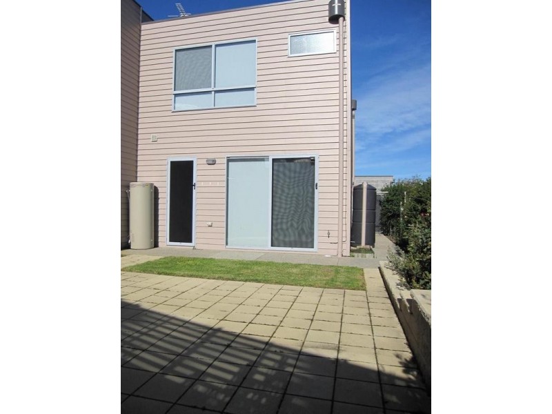 18A Halcyon Avenue, San Remo VIC 3925