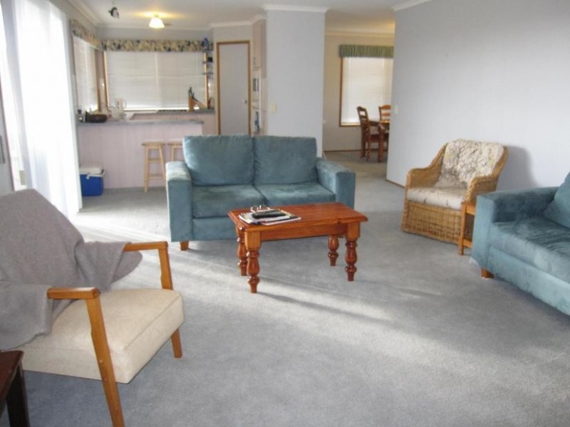 36 Back Beach Road, San Remo VIC 3925