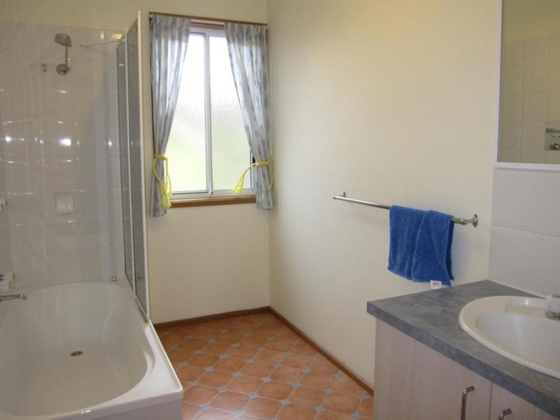 36 Back Beach Road, San Remo VIC 3925