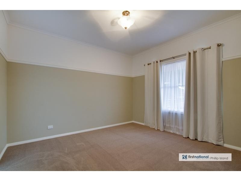 18 Anglers Road, Sunderland Bay VIC 3922