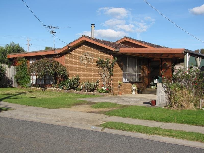 1 Hazelwood Drive, San Remo VIC 3925