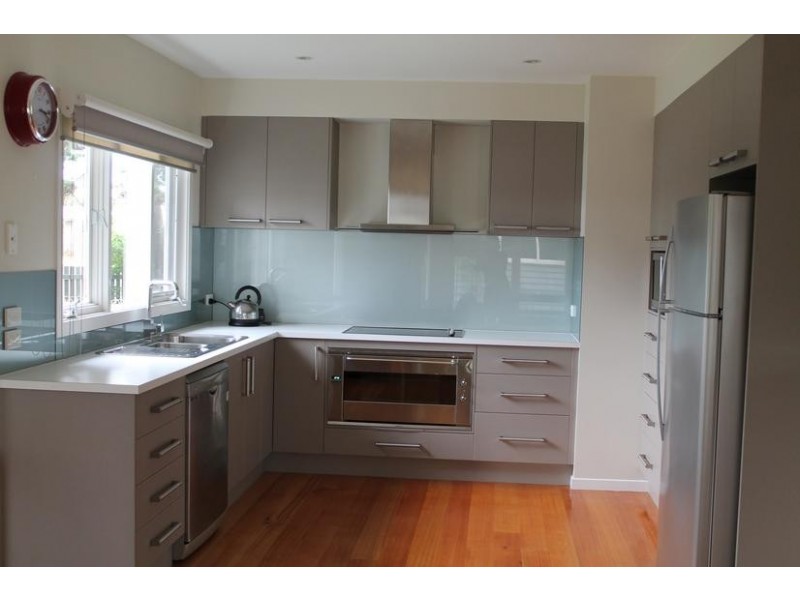 2 Barry Street, Sunderland Bay VIC 3922