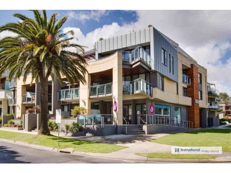8/4 The Esplanade, Cowes VIC 3922