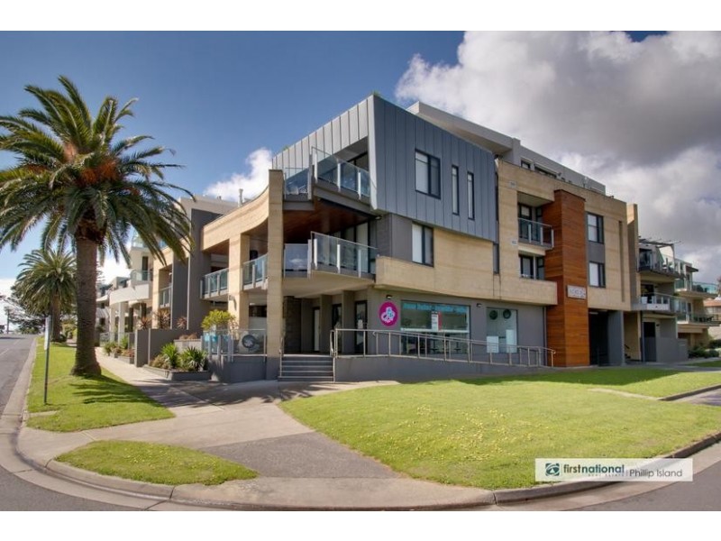 8/4 The Esplanade, Cowes VIC 3922