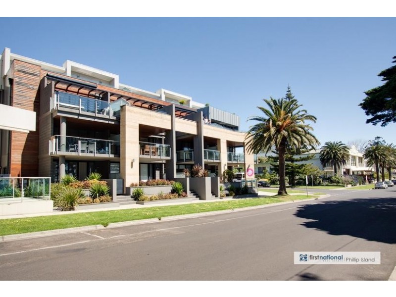 8/4 The Esplanade, Cowes VIC 3922