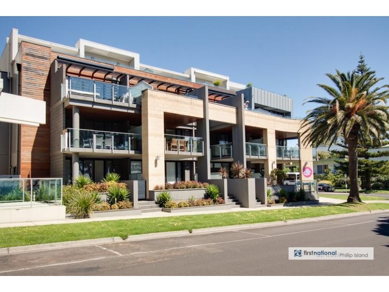 8/4 The Esplanade, Cowes VIC 3922