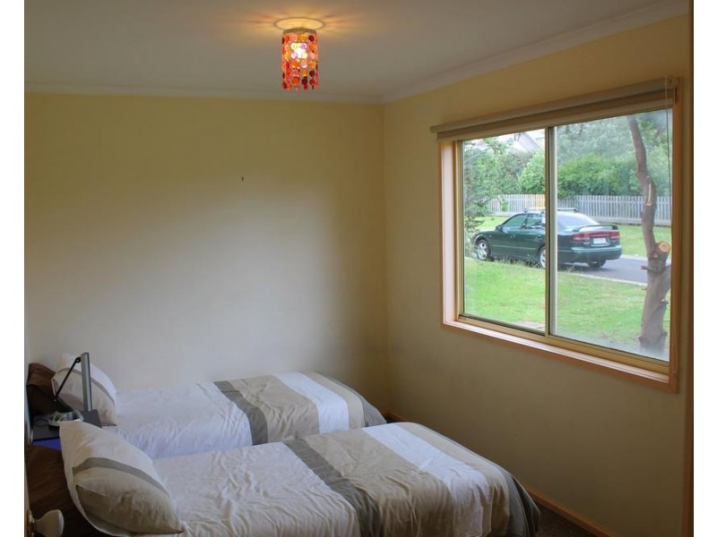 18 Caroline Street, Cowes VIC 3922