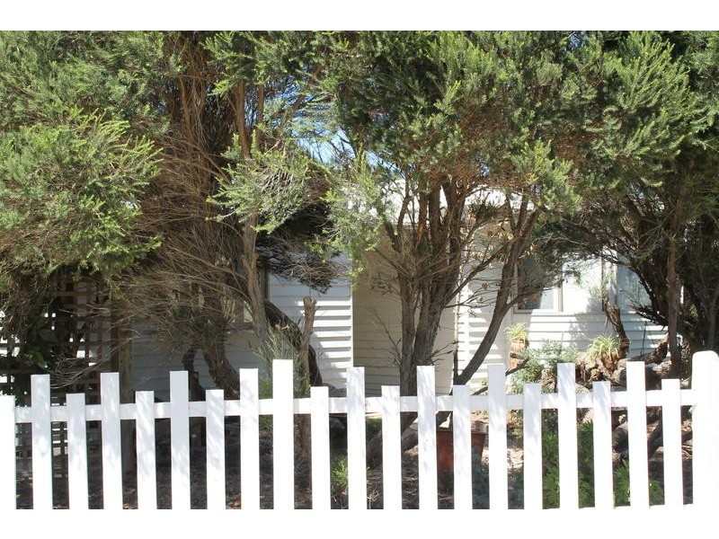 15 Foam Street, Sunderland Bay VIC 3922