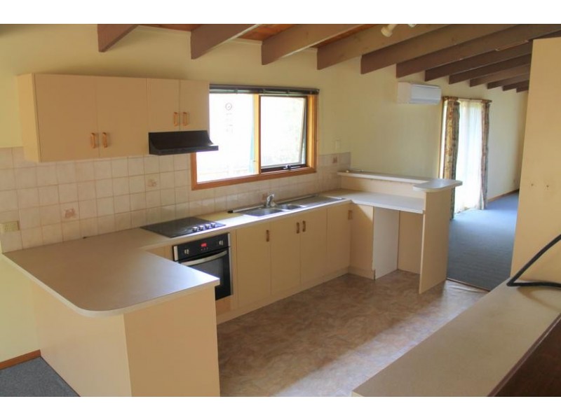 59 Churchill Drive, Cowes VIC 3922