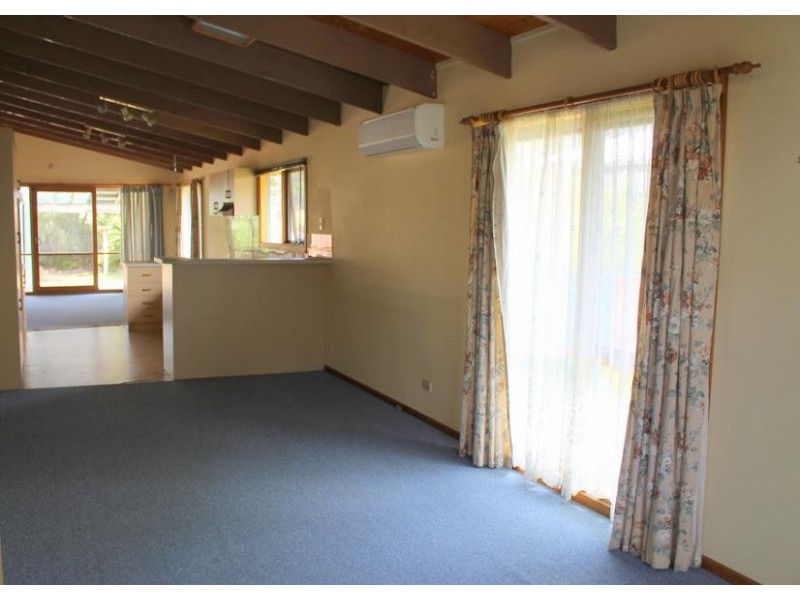 59 Churchill Drive, Cowes VIC 3922