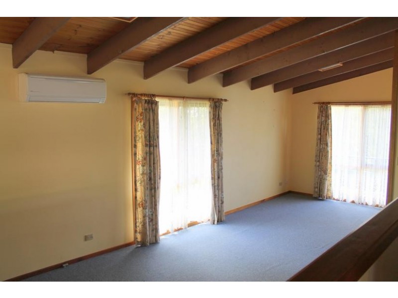 59 Churchill Drive, Cowes VIC 3922