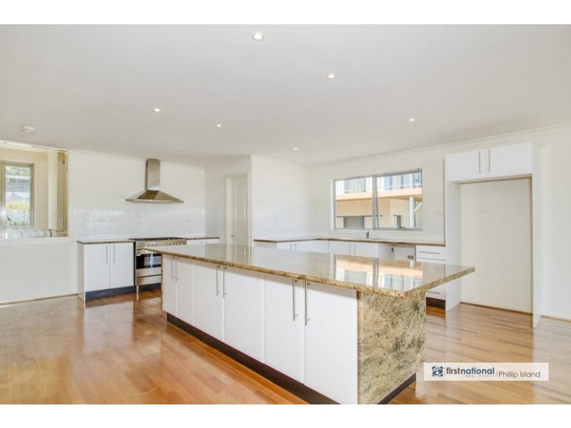 73 Panorama Drive, San Remo VIC 3925