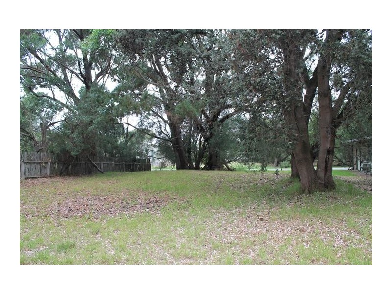 63 Honeysuckle Grove, Silverleaves VIC 3922