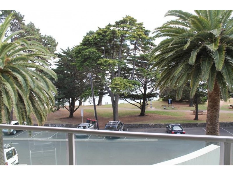 245/1 The Esplanade, Cowes VIC 3922