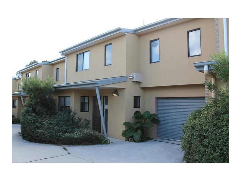 2/26 Douglas Road, Cowes VIC 3922