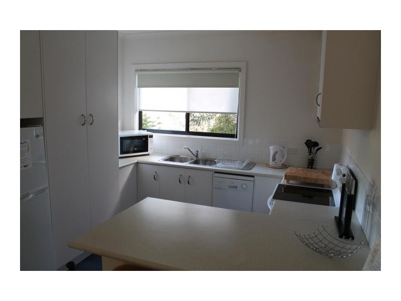 2/26 Douglas Road, Cowes VIC 3922