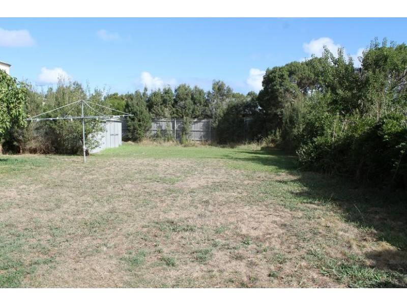 81 Churchill Drive, Cowes VIC 3922