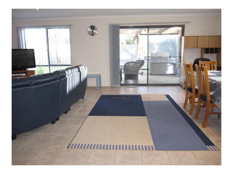 38 Katherine Circuit, Cowes VIC 3922