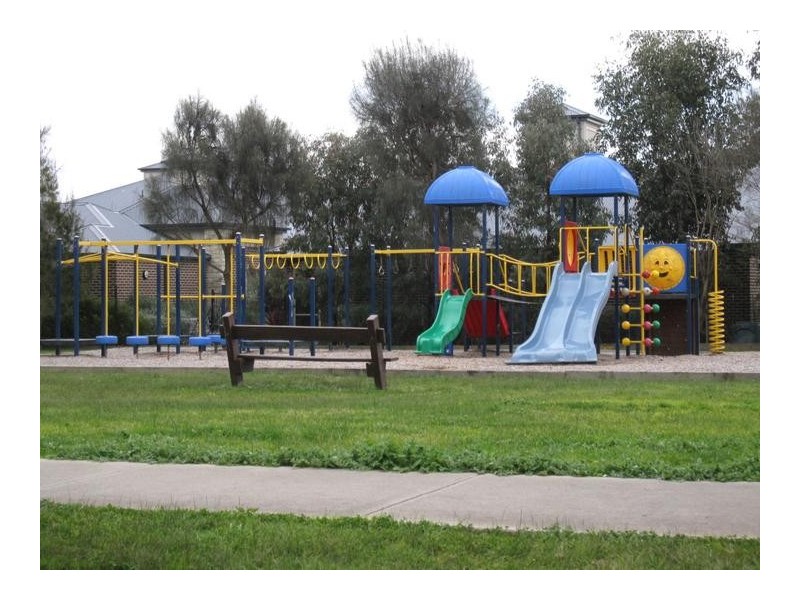 38 Katherine Circuit, Cowes VIC 3922