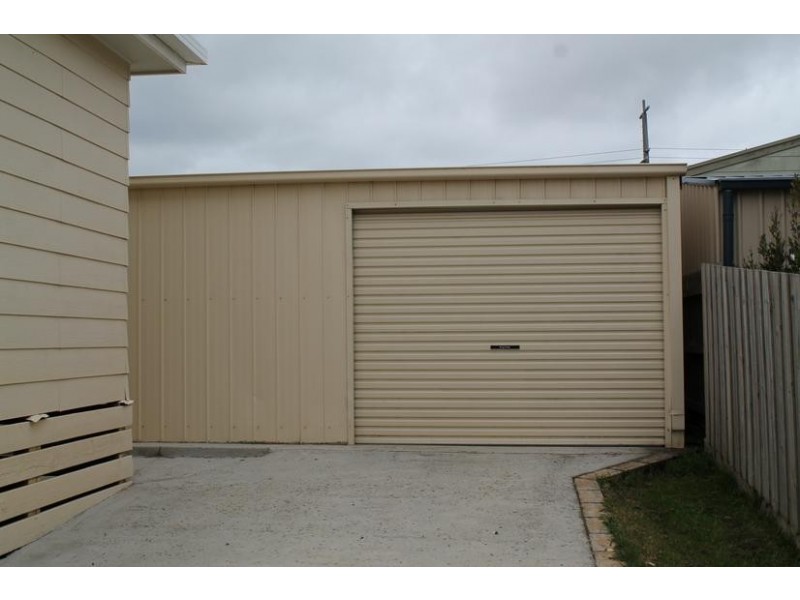 18 California Drive, Smiths Beach VIC 3922