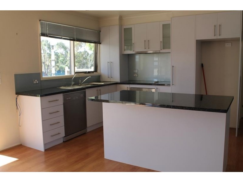 1/63 Dunsmore Road, Cowes VIC 3922