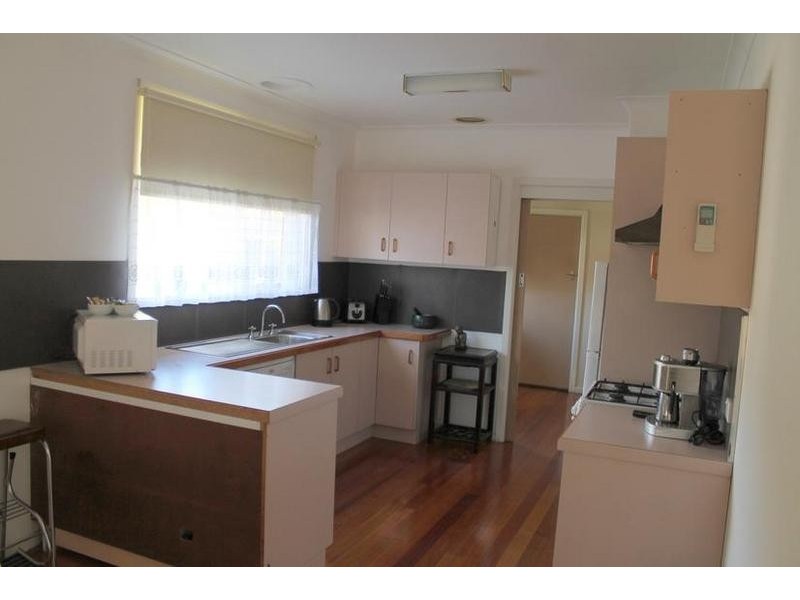 37 Church Street, Cowes VIC 3922