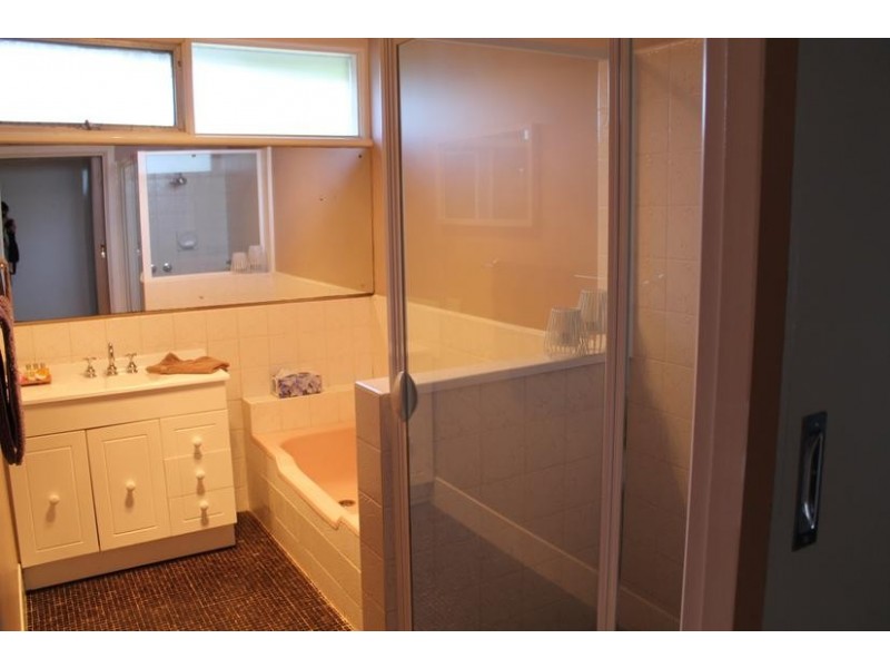 37 Church Street, Cowes VIC 3922