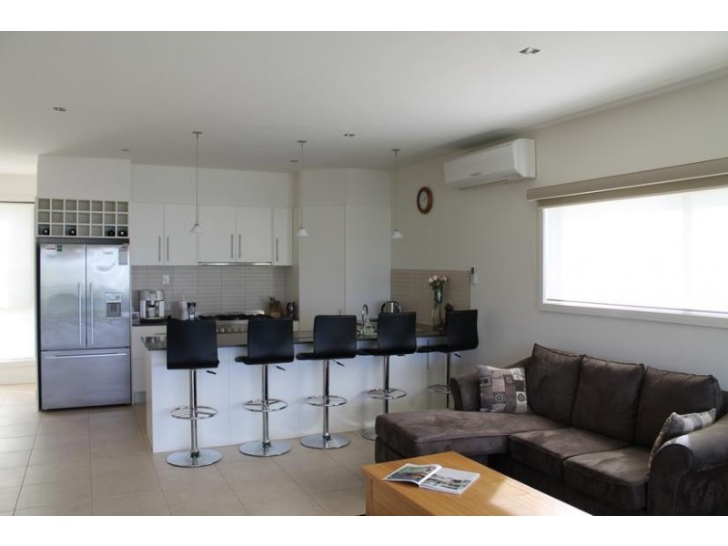 27 Waterloo Street, Rhyll VIC 3923