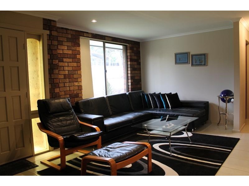 1/4 McHaffie Drive, Cowes VIC 3922