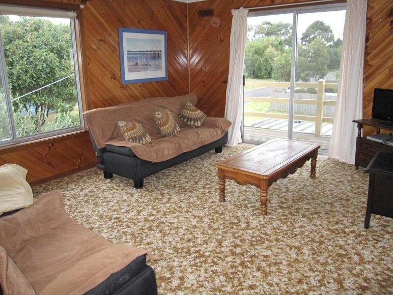 11 Dianne Crescent, Wimbledon Heights VIC 3922