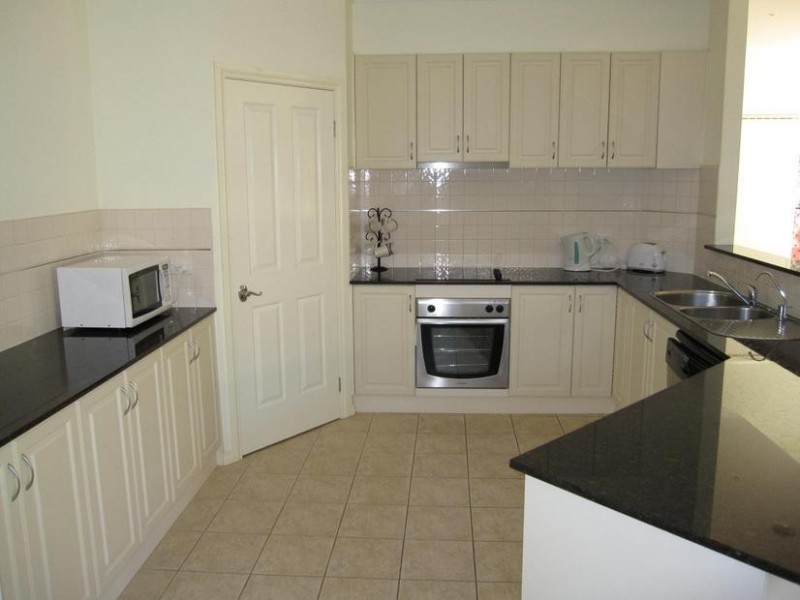 7/83 Chapel Street, Cowes VIC 3922