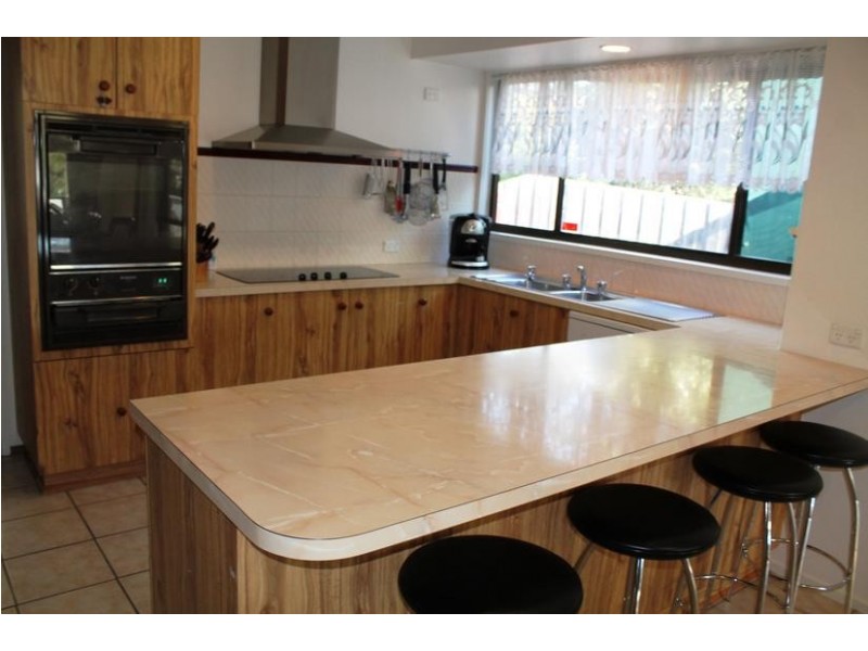 16 Gordon Street, Cowes VIC 3922