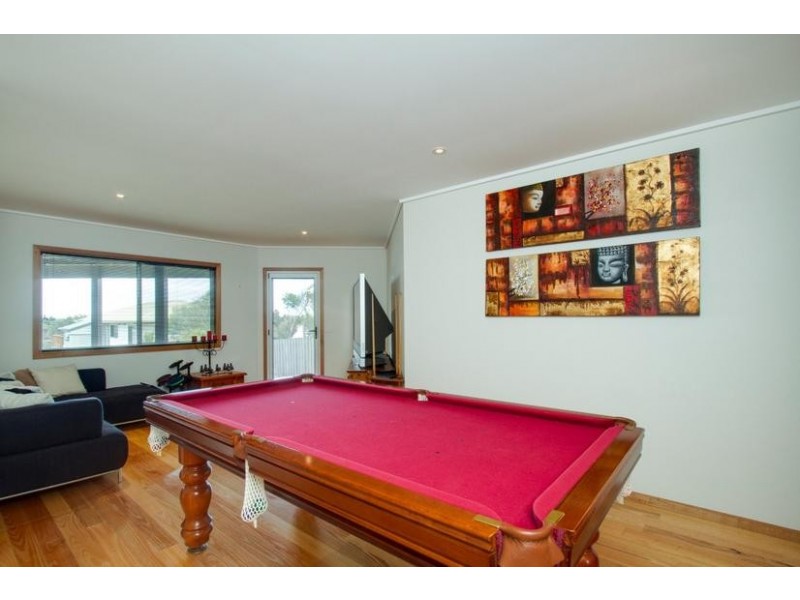 11 Boathaven Grove, San Remo VIC 3925