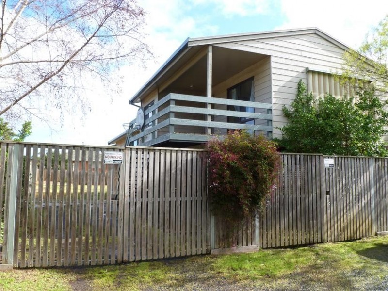 234 Thompson Avenue, Cowes VIC 3922