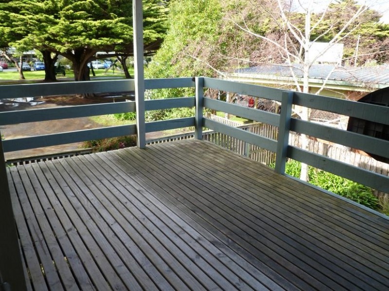 234 Thompson Avenue, Cowes VIC 3922