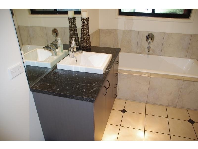 18 Sedgman Road, Wimbledon Heights VIC 3922