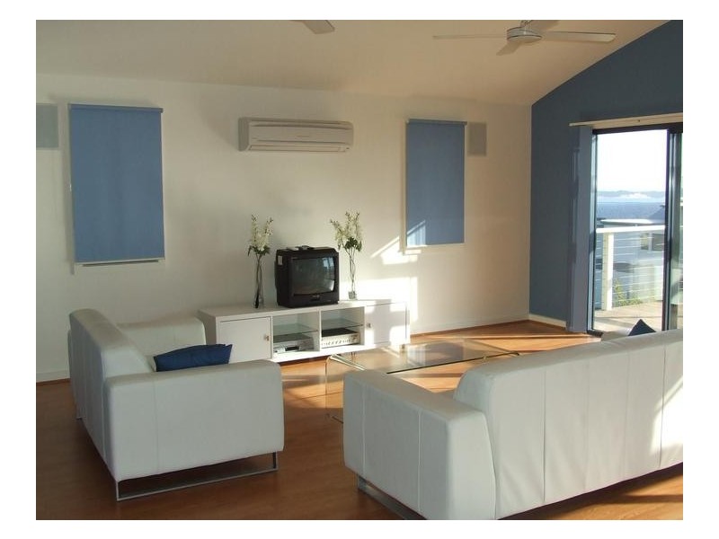 1 Panorama Drive, San Remo VIC 3925