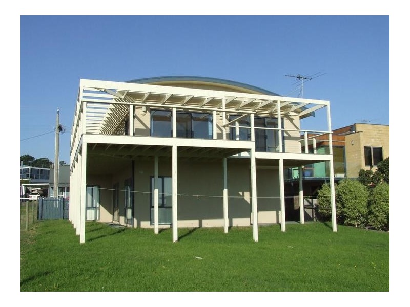 1 Panorama Drive, San Remo VIC 3925