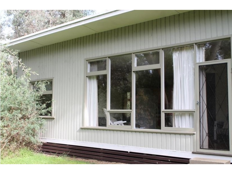 12 Silverleaves Avenue, Silverleaves VIC 3922