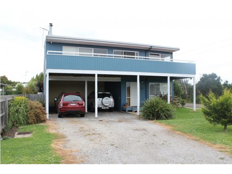 2 Sunderland Bay Road, Sunderland Bay VIC 3922