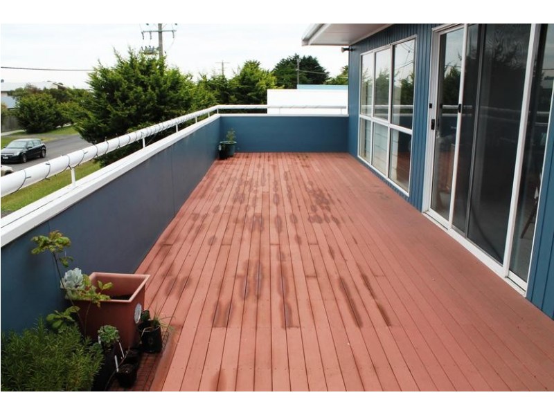 2 Sunderland Bay Road, Sunderland Bay VIC 3922