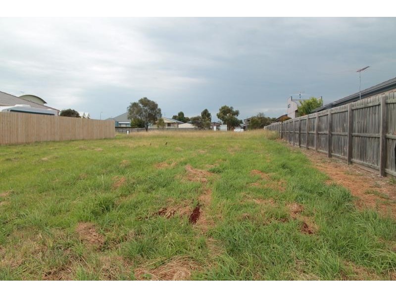 51 Katherine Circuit, Cowes VIC 3922
