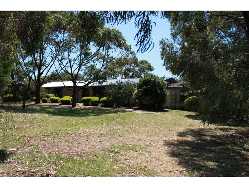 12 McHaffies Lane, Ventnor VIC 3922