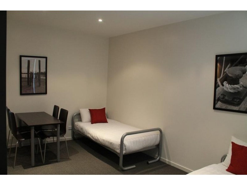 348/ The Wave, Cowes VIC 3922