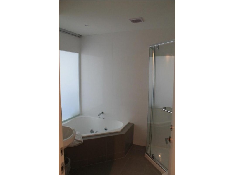 250 The Esplanade, Cowes VIC 3922