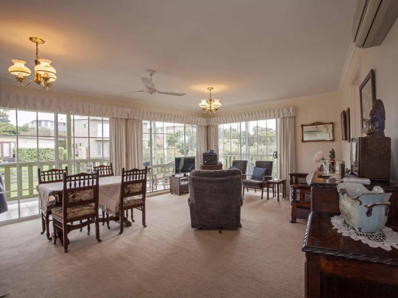 19 Manly Avenue, Cape Woolamai VIC 3925