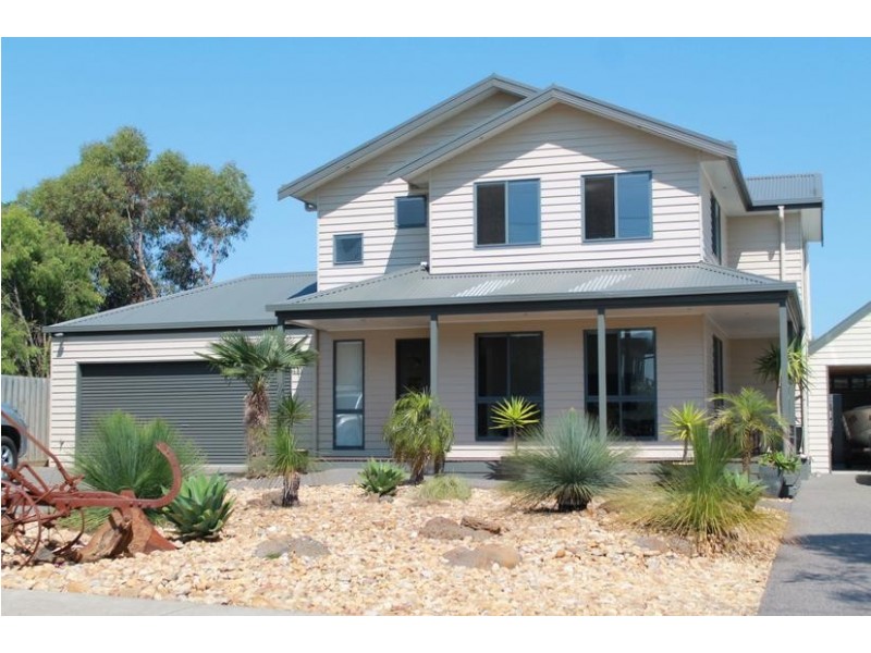 48 Anderson Road, Cowes VIC 3922
